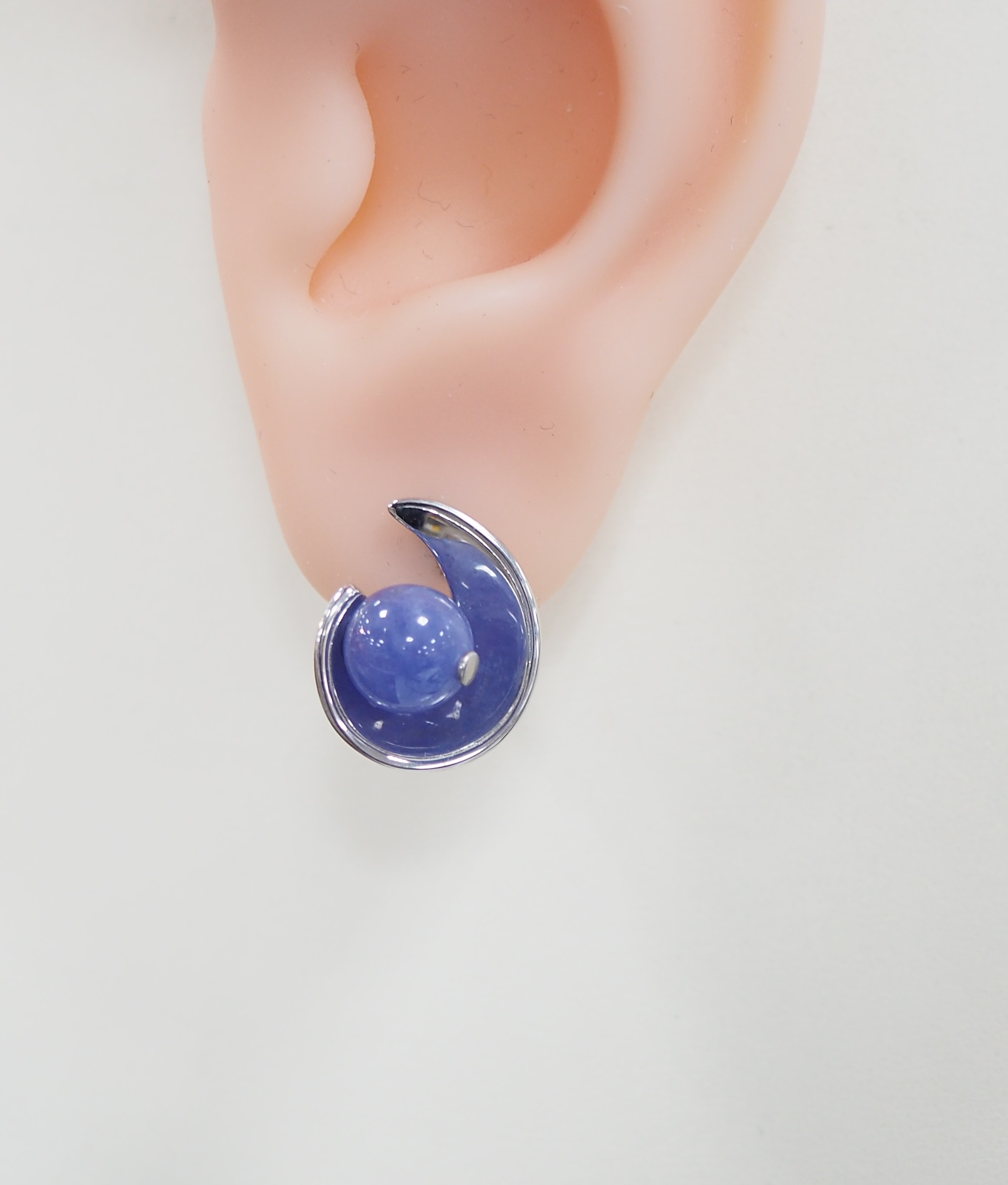 Серебряные серьги 925 пробы; вставки 2 Танзанит;